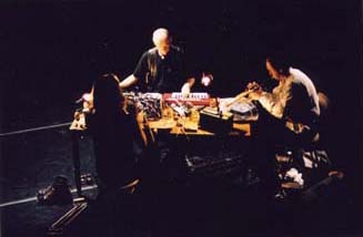 [Cloudchamber in concert 2002 with the Stranded Whale]