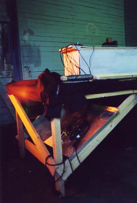 A special room for the mixer under the foot part of the coffin.